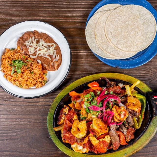 Catrinas Fajitas.